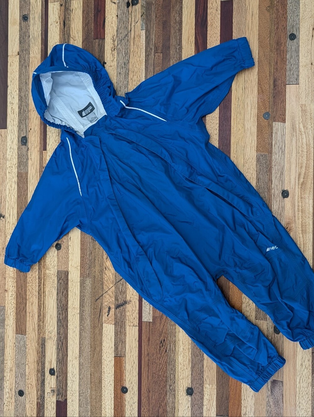 MEC Hooded One-Piece Newt Suit
